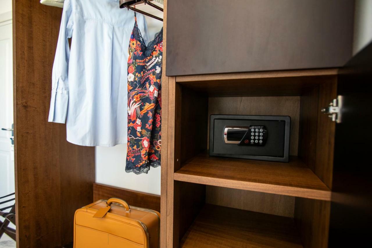 Palazzo Sovrana Serviced Luxury Apartments Palerme Extérieur photo